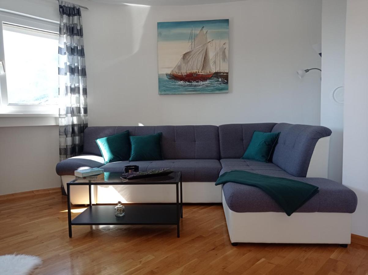 Apartment Dora
